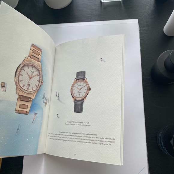 PIAGET BOOKLET - Picture 3 of 3
